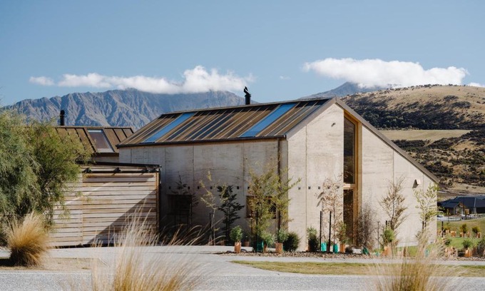 Kawarau Falls Casa | Jacks Point - Earth House