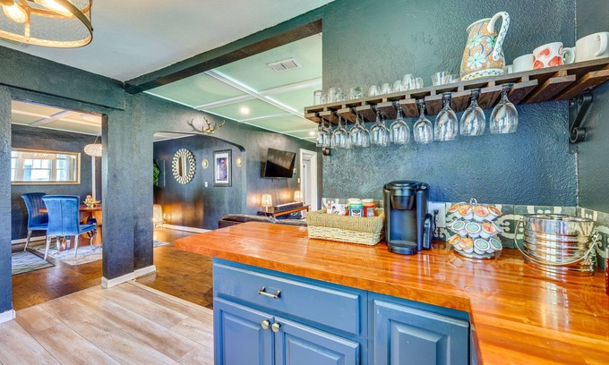 Riverview Cabaña | Jacksonville Vacation Rental w/ Deck!