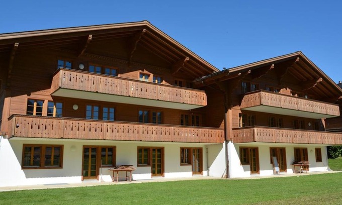 Gstaad Apartamento | Jacqueline 11 by Interhome