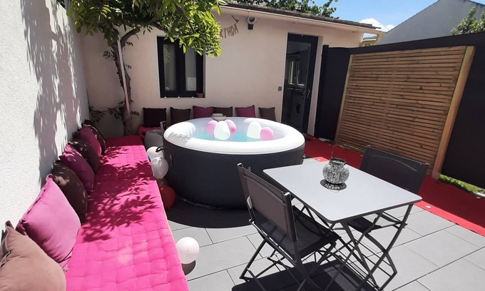 Argenteuil Apartamento | ♥️JACUZZI PRIVATIF (love room, whole apartment, terrace)♥️ NETFLIX