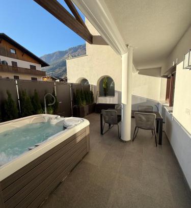 Plaus Apartamento | Jacuzzi Suite Appartement bei Meran