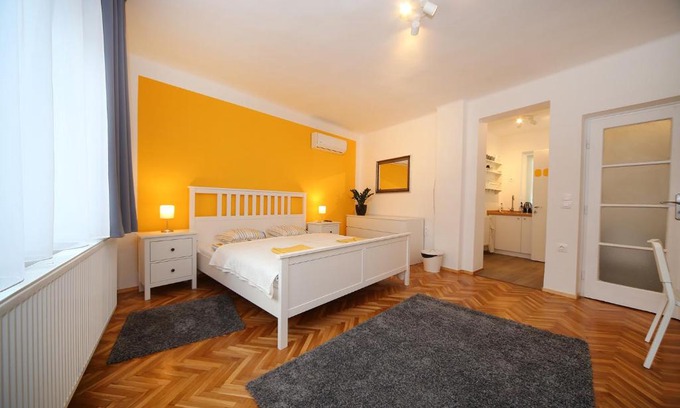 Eger Apartamento | JadeRooms