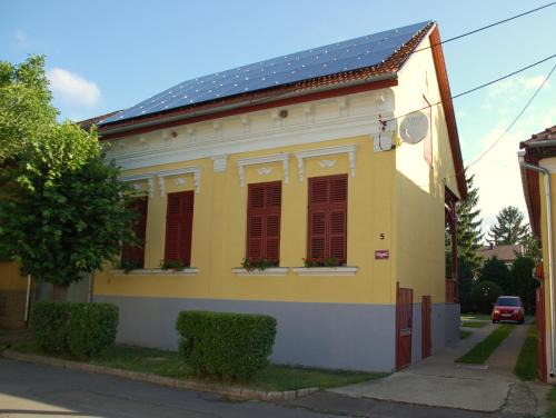 Nagymaros Apartamento | Jakus Ház