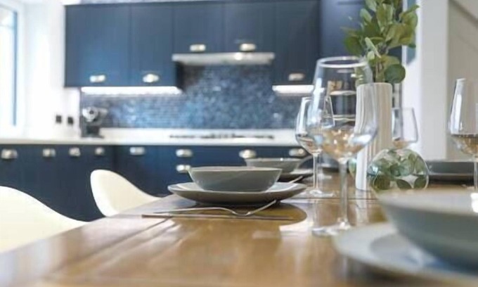 Cleethorpes Casa | Jalebo - Modern/Beautiful Short Walk to Beach Shops Bars Cafés