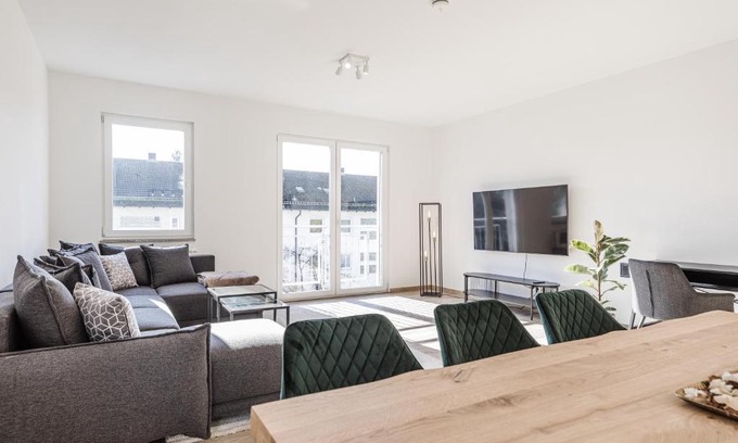 Erlangen Apartamento | JAMA - Stilvoll&Modern, Zentral, Uni, Freies Parken, Große Gruppen, WLAN