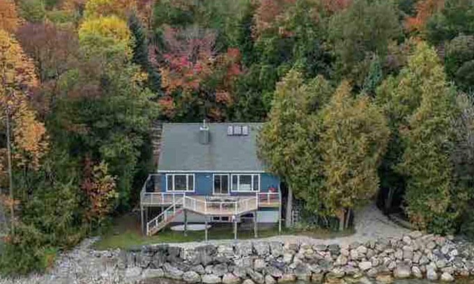 Meaford Cabaña | Jamrock Shores