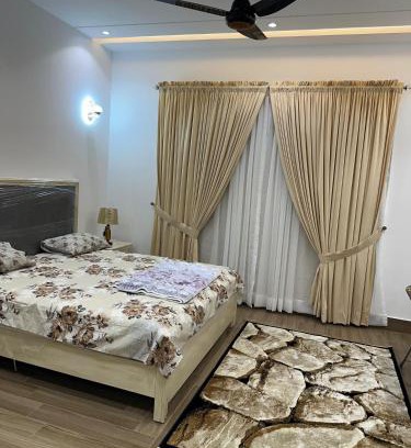 Lahore Casa | Jannat House Golden