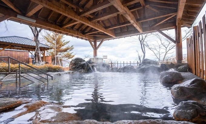 Yuzawa-machi Casa | Western) 2 to 4 people OK, Wi-Fi, hot spring Maiko Snow Resort, GALA Ski Resort Ishiuchi Maruyama Ski Resort / Minamiuonuma City Niigata Prefecture