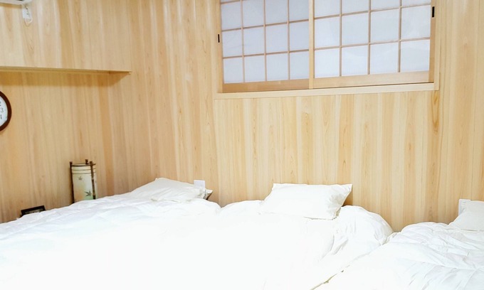 Minato Casa | Japanese townhouse for 1 to 4 people, 7-minute walk from Asashiobashi in Osaka