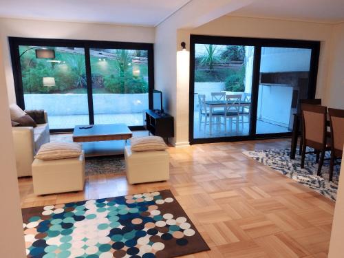 El Golf Apartamento | Jardín privado para familias y trabajo