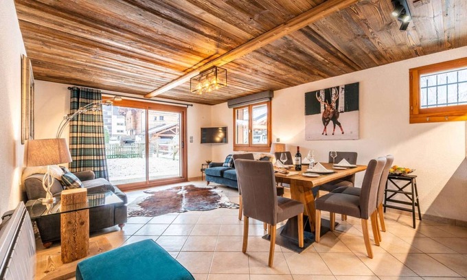 Morzine Apartamento | En una calle tranquila en el centro del pueblo