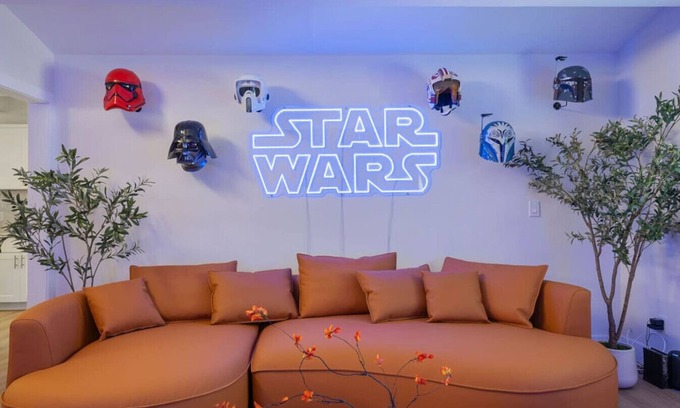 Southwest Anaheim Casa | Jedi Retreat-10mins to Disney-Hot Tub-Big Group
