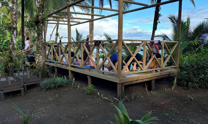 Nuqui Cabina | JENENÉ LODGE