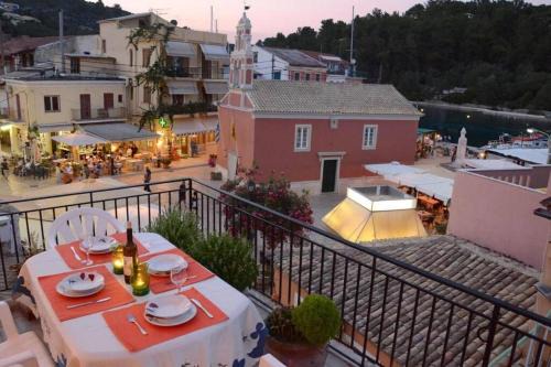 Gaios Apartamento | Jenny Apartment by PaxosRetreats