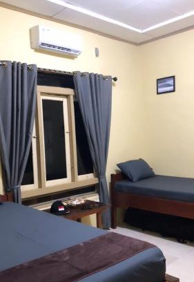 West Pesisir Casa | Jenny's Bamboo Surf Camp