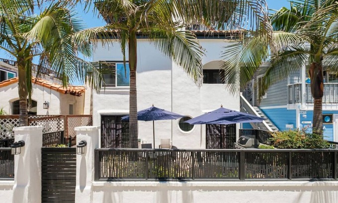 Mission Beach Casa | ¡Casas adosadas dobles en 1 lote! ¡Suficiente espacio para 16!