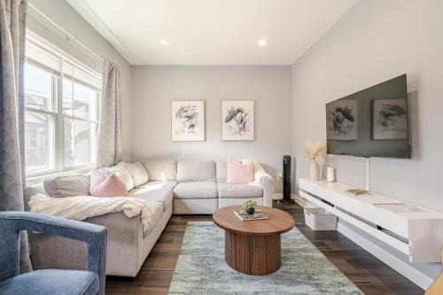 Fairview Casa | Jersey Haven NYC Next Door - Single car FREE PARKING