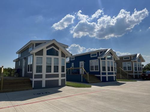 Waller Casa | Jetstream RV Resort at Waller