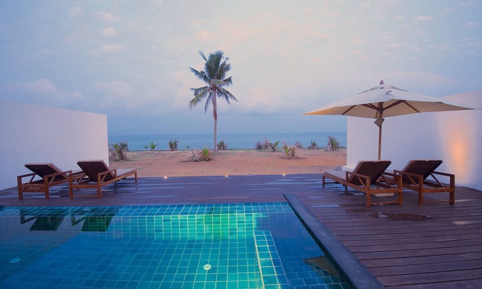 Negombo Casa | Jetwing Thalahena Villa