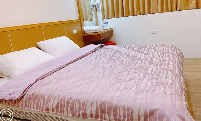 Lugu Cama Y Desayuno | Jia's Homestay