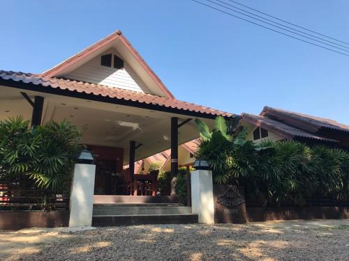 Kanchanaburi Casa | Jim Guesthouse