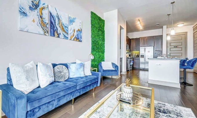 East Downtown Houston Apartamento | Jim's Suite Retreat S