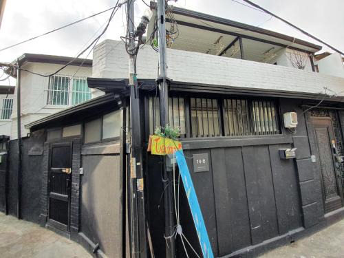 Yongsan-gu Casa | Jinho's Guest House