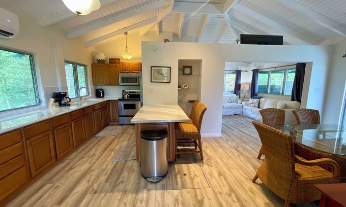 Fish Bay Casa | King Beds Pool FULL AC Sunset views