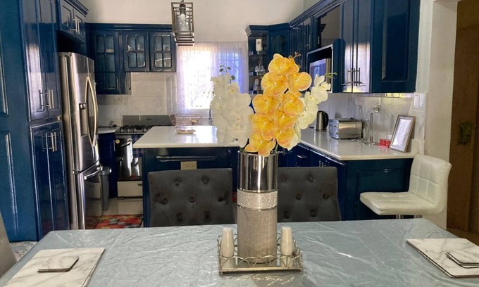 Porus Casa | 1 Bedroom Blissful Retreat - A/C & Private Garden