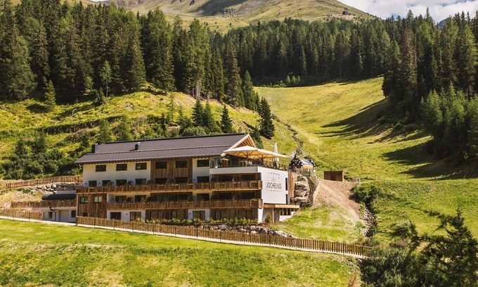 Nauders Cabina | Goldseesuite - JOCHELIUS - 1900m - Estación de montaña y restaurante