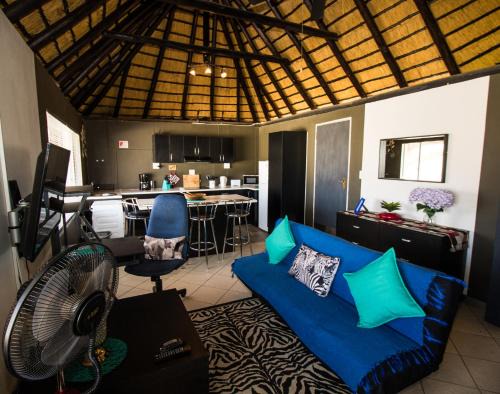 Windhoek Central Apartamento | John-Lou's Studio Flat