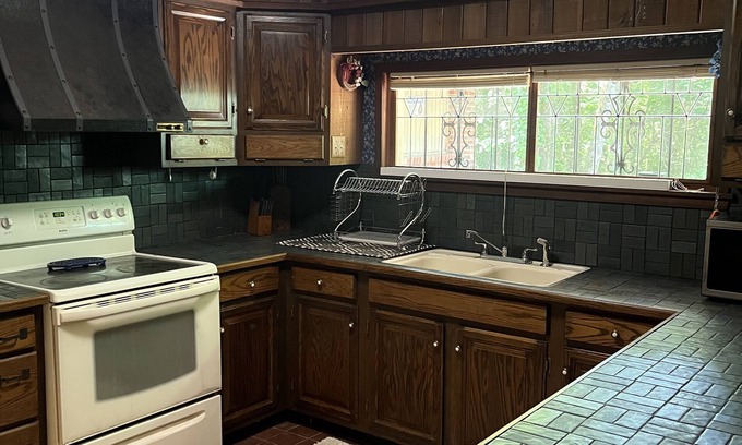 Saffell Casa | Johnston Creek Cabin