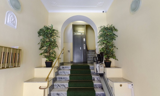 Carignano Apartamento | JOIVY Spacious Family Apt For 4, In Carignano, Genoa