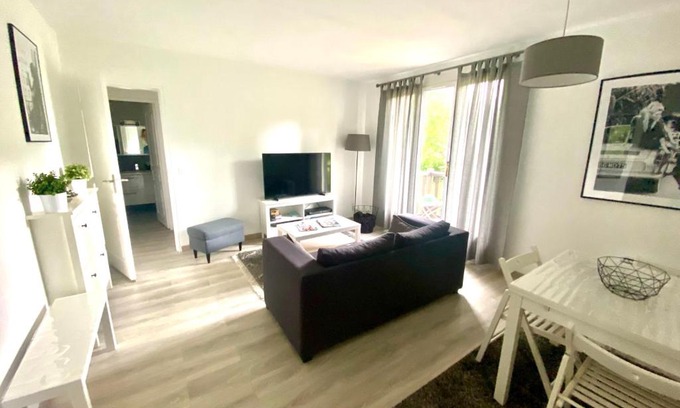 Saint-Arnoult Apartamento | Joli 2 pièces à St Arnoult rénové