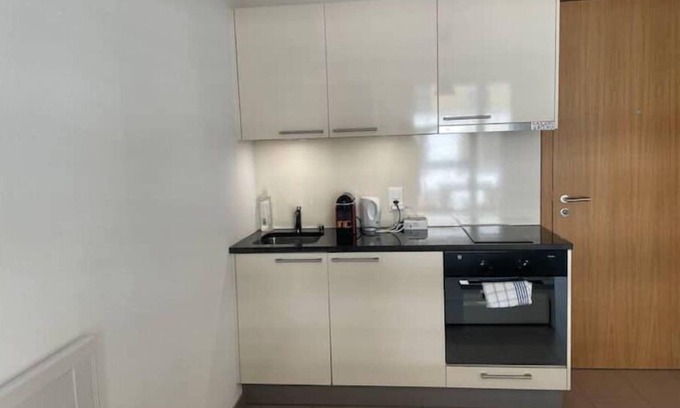 Prilly Apartamento | Joli Studio Avec Place de Park !