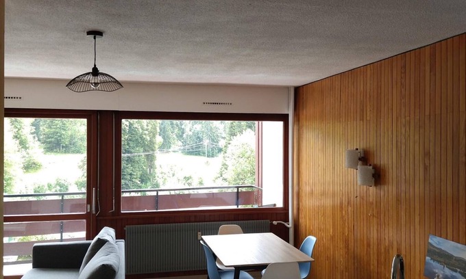 Jura Apartamento | Joli Studio Pour 4 Personnes Dans Résidence Avec Piscine et Tennis