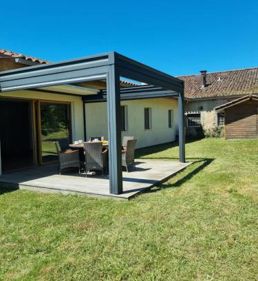 Hastingues Casa | Jolie maison avec jardin et pergola