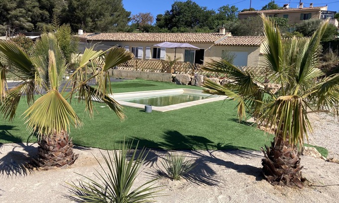 Roquevaire Villa | Jolie Maison Cosy à la Campagne Avec Piscine