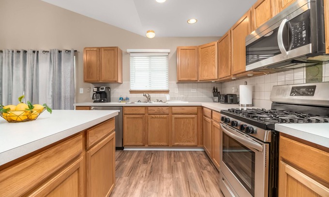 Joliet Casa | Joliet Arcade Rental