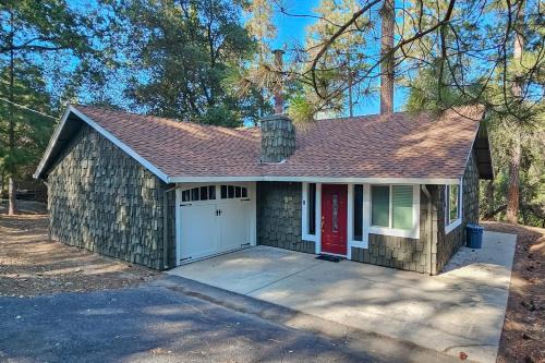 Groveland Casa | Jordan Oak
