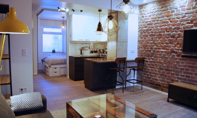 Pempelfort Apartamento | Jordan Suite Executive Furnished Apartment