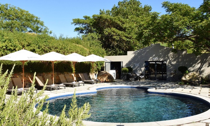 Trawal Casa | Jordan Wines Luxury Suites