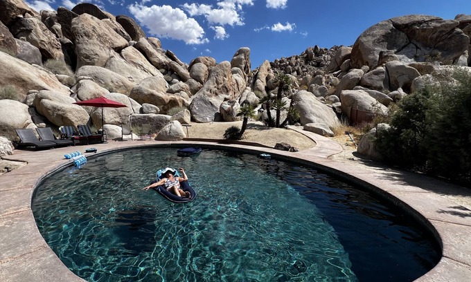 Panorama Heights Casa | Romántica de estilo europeo en Villa de Límites de Joshua Tree Park