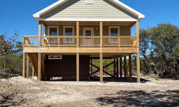 Corolla Cabaña | Josies Joint-New for 2024 Newly built only 3.5 Miles off Blacktop