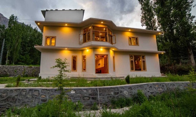 Hunza Hotel | Jovenna Resort