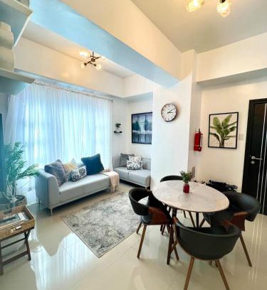 Guadalupe Apartamento | jovi's Condo one pavilion place