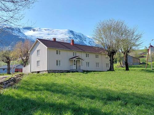 Nesset Casa | Jovollstua i Eresfjord med båt til leie