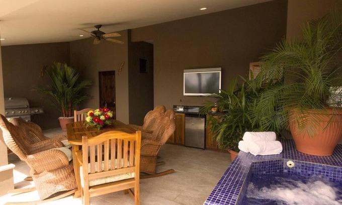 Jaco Condominio | Jr Ático en Mónaco