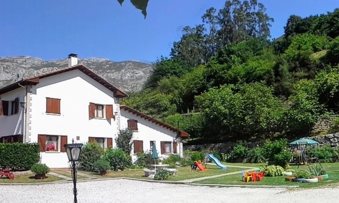 Penamellera Alta Casa | Juana, Casa de Aldea, 8 plazas. Familias grandes. Entre Picos y playa.