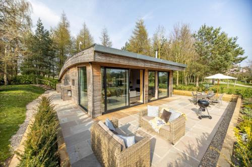 Richmond Casa | Jules